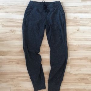 Lululemon ready to rulu jogger